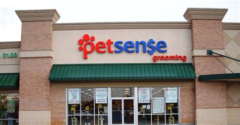 Helpful staff, good choices, and the prices are decent. . Pet scense